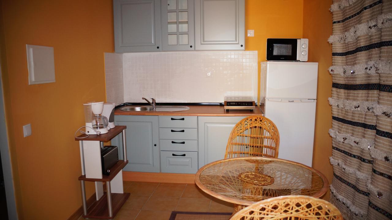 Seventies Cheap & Chic Two Aparthotel Lagos